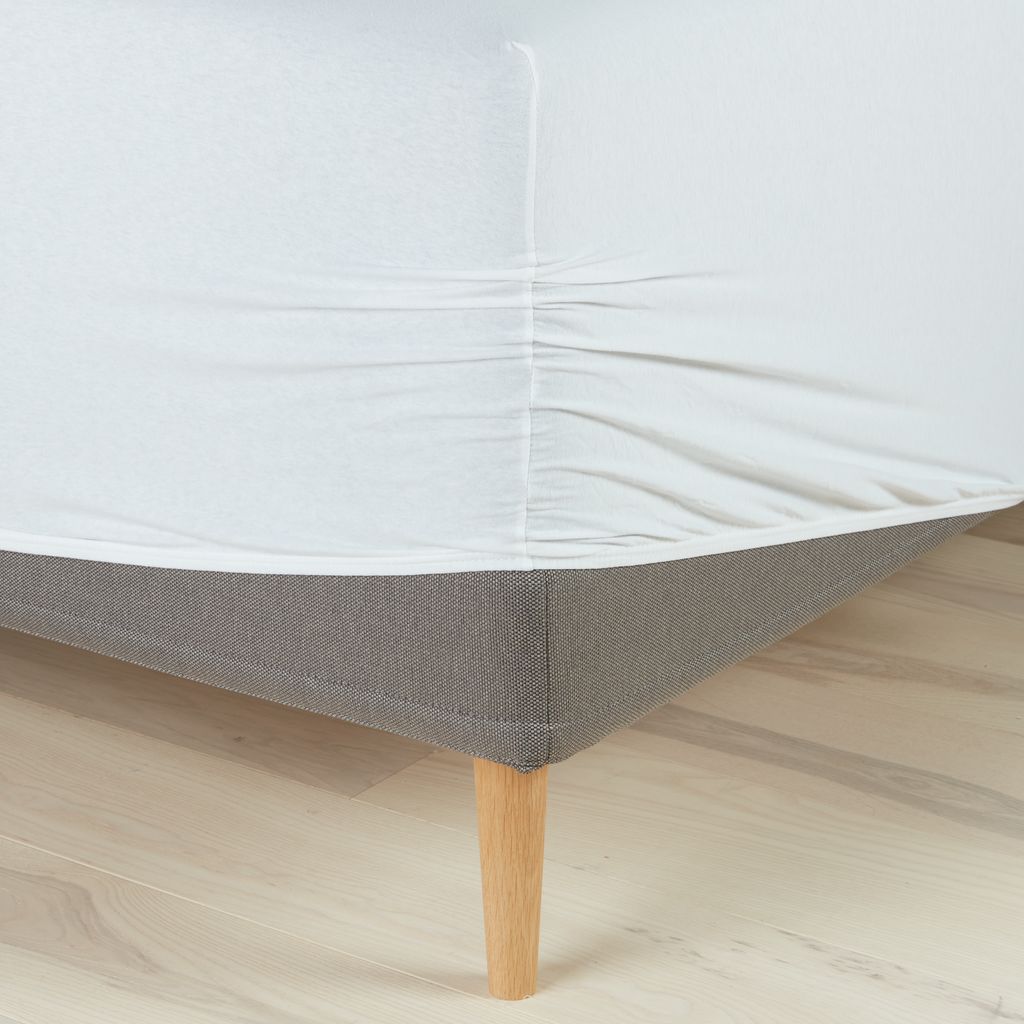 Простынь на резинке JETTE 180x200x35 белый